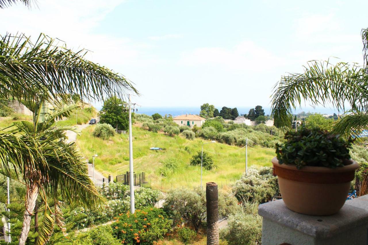 Villa I Minnulareddi Giardini Naxos Exterior photo